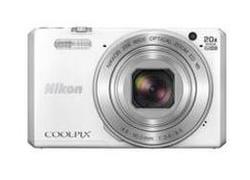 Nikon COOLPIX S7000 Superzoom Compact Camera - White